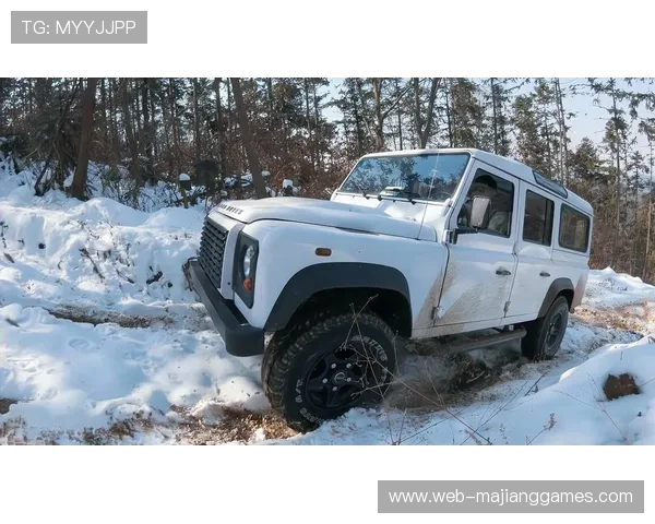 澳大利亚自行车品牌maap成为英力士掷弹兵车队官方技术合作伙伴，提供骑行装备