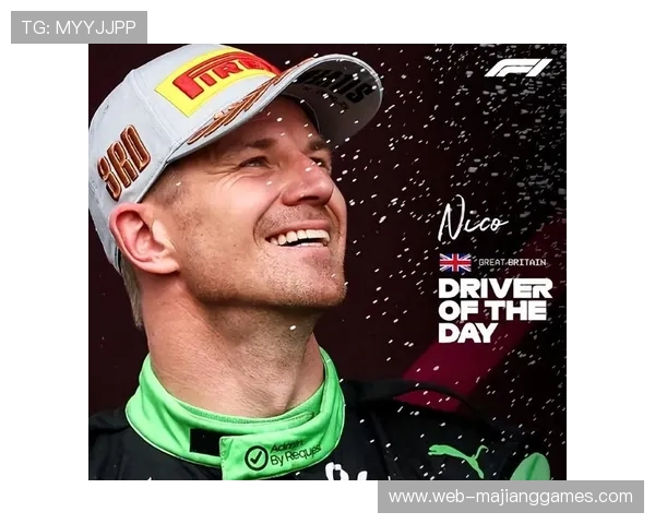 汉密尔顿从队尾发车一路超越，展示老将末段比赛顽强斗志